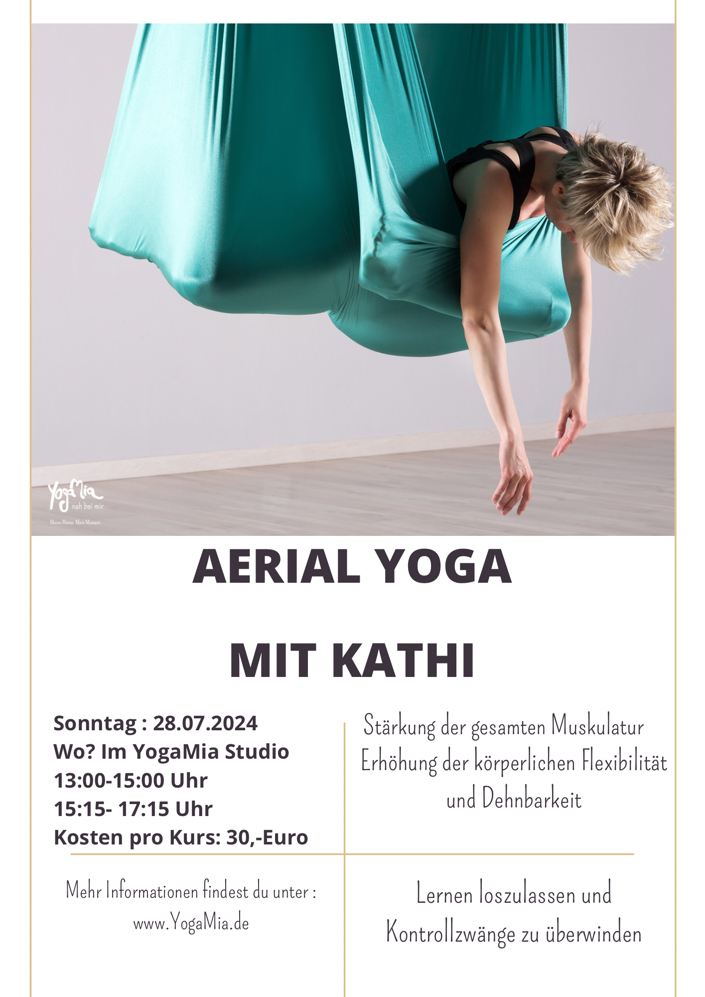 Aerial Yoga mit Kathi