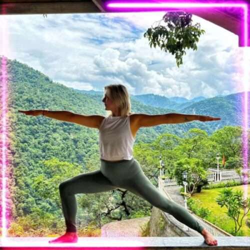 Yoga Electronica Special mit Julia